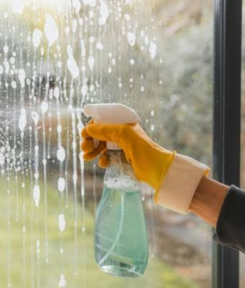 Regular Glass Window Care Package for Commercial Spaces